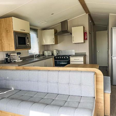 Lund Lovely 8 Berth Caravan For Hire At Barmston Beach Holiday Park Ref 62002O酒店 外观 照片